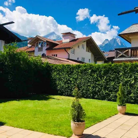Holiday home Alpine Escape With Mountain View Garmisch-Partenkirchen