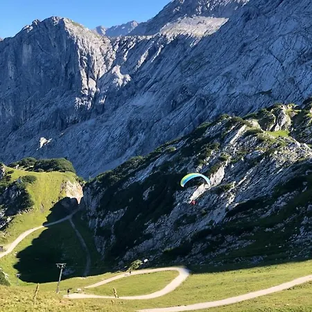 Σπίτι διακοπών Alpine Escape With Mountain View *