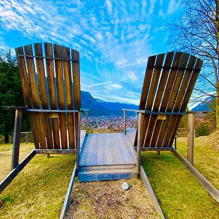 Casa vacanze Alpine Escape With Mountain View *